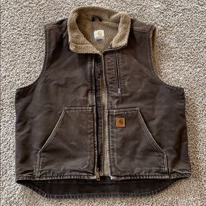 Large Mens Carhartt vest